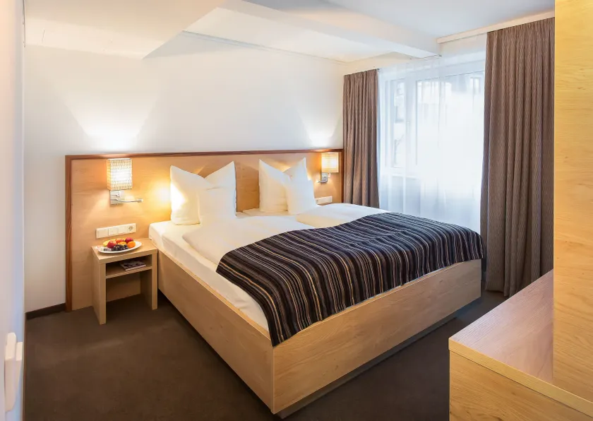 Stadthotel am Römerturm - Image 1