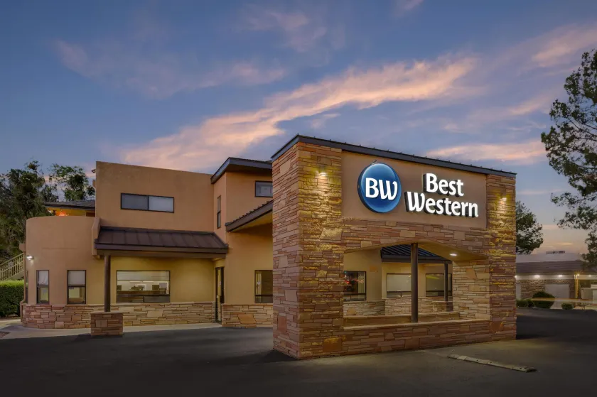 Best Western Cottonwood Inn - Image 1