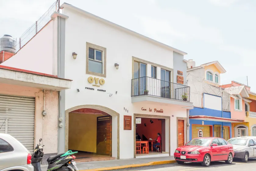 Hotel Gandag - Image 1
