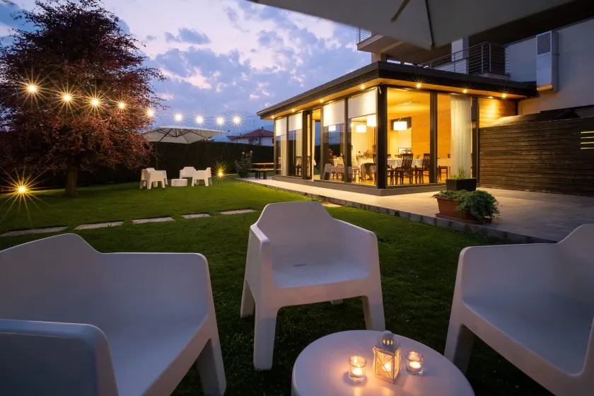 Draconerium Hotel - Image 1