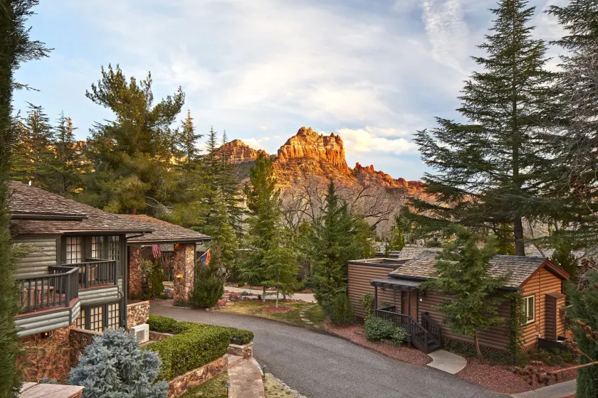 L'Auberge De Sedona - Image 1