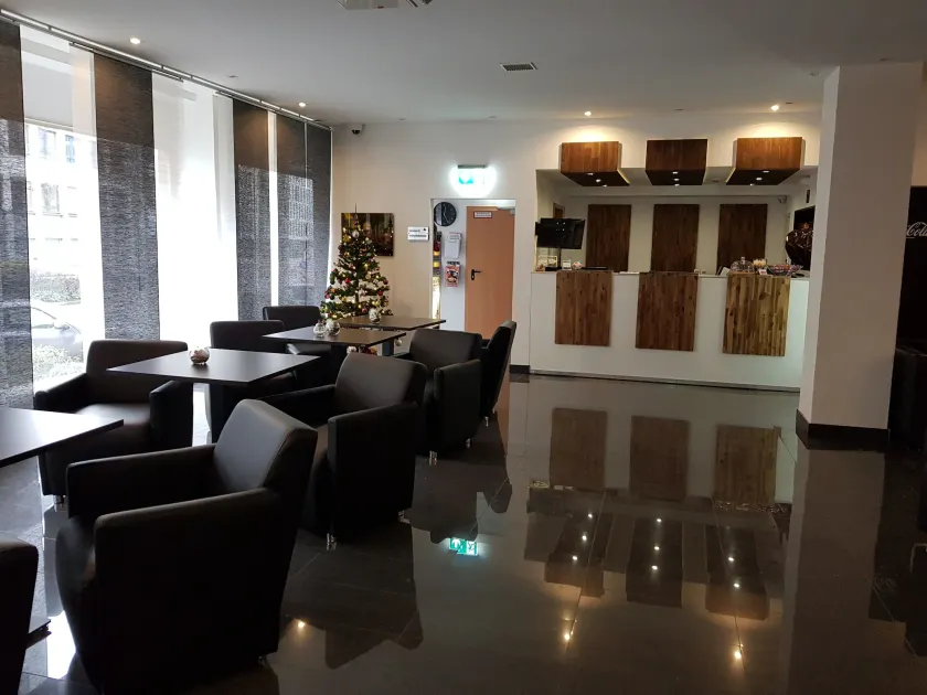 Center Hotel Essen - Image 1