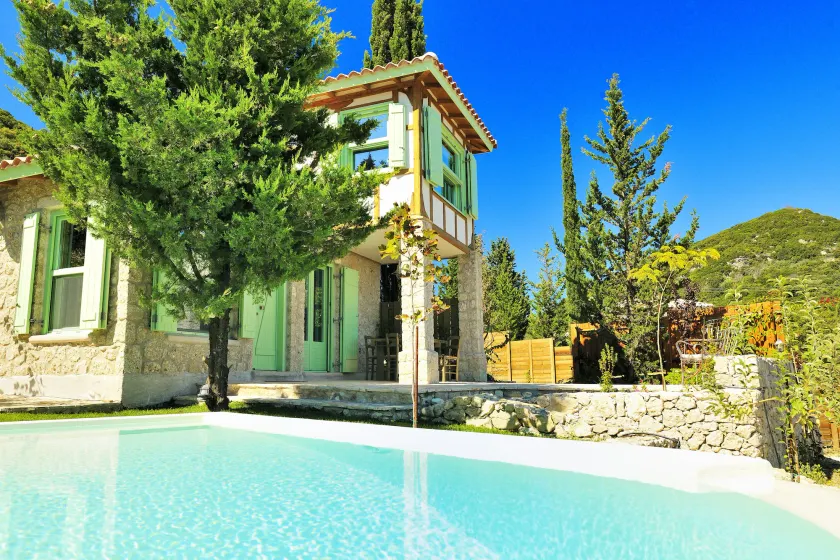 Mounty Island Villas - Image 1