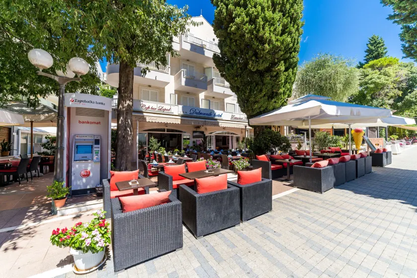 Hotel Dubrovnik - Image 1