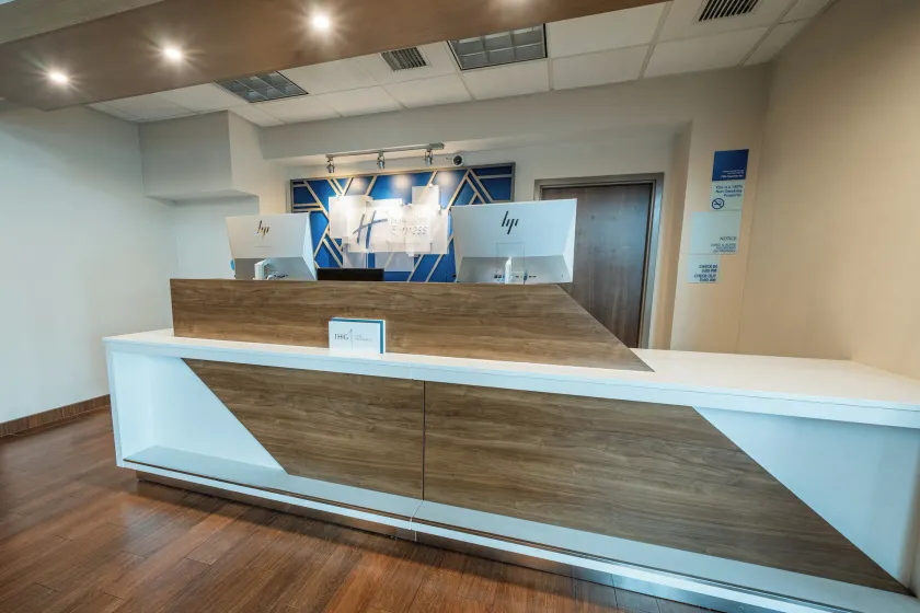 Holiday Inn Express Hotel & Suites Tampa-Oldsmar by IHG - Reception