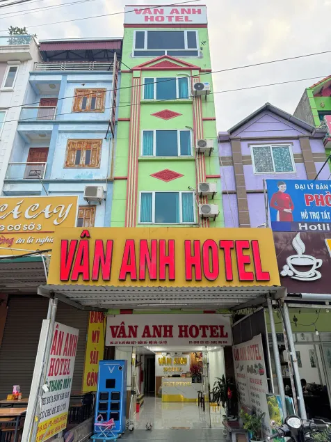 Van Anh Hotel - Image 1