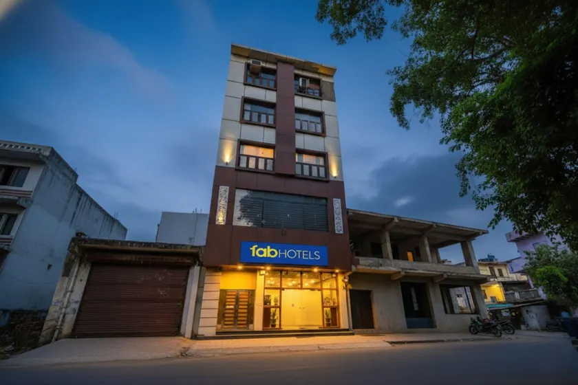 FabHotel The Crystal Palace - Rohini - Image 1