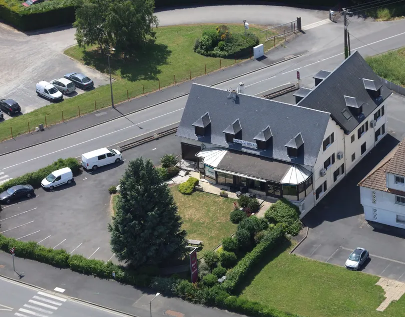 Contact Hôtel du Relais Thouars - Image 1