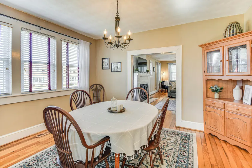 Charming Smithfield House: Walk to Downtown! - Interiør