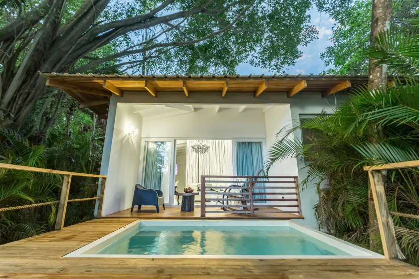 Gigi Brown Beachfront Santa Teresa - Image 1