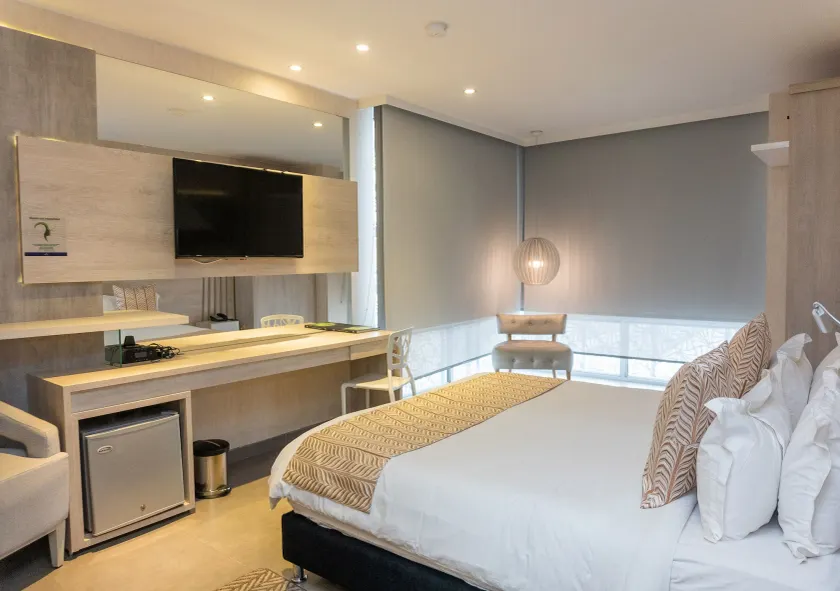 Hotel Perla Suite Santa Marta - Image 1