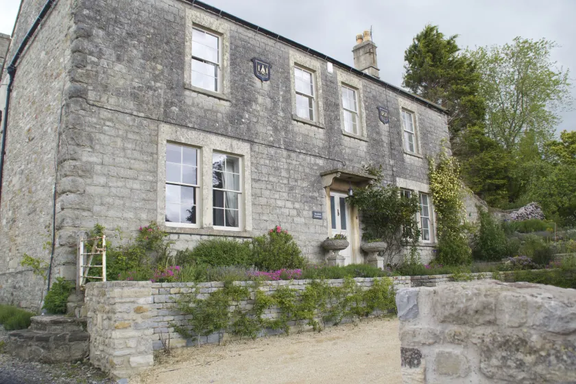 Roundhill Farmhouse - Image 1