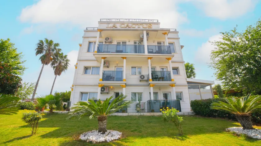 La Cactus Boutique Hotel - Image 1
