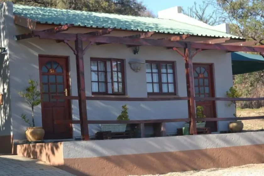 N4 Guest Lodge - Image 1