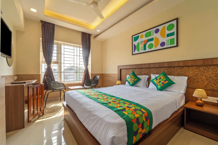 Treebo Viswa Vikas Residency Near Gandhipuram - Image 1