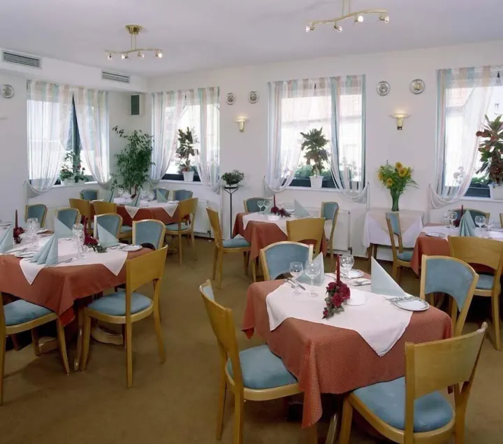 Hotel Ockenheim - Image 1