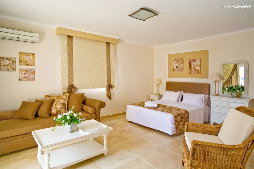 Hotel Astron Princess - Image 1