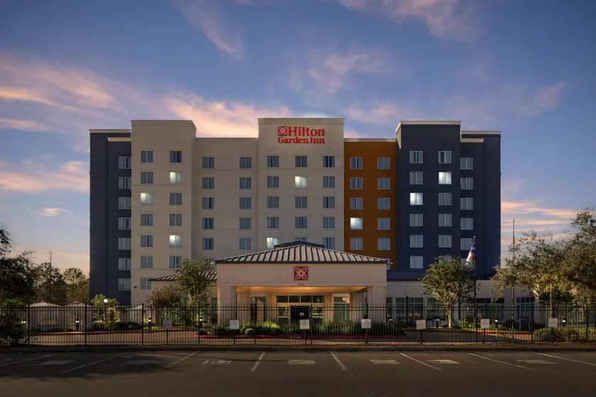 Hilton Garden Inn Houston NW America Plaza - Image 1