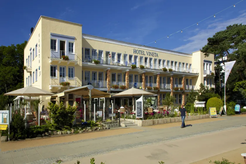 Vineta Strandhotels - Image 1