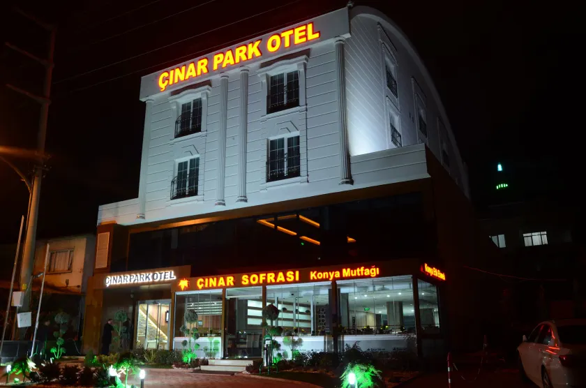 Çınarpark Hotel - Image 1