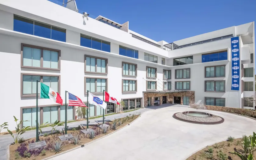 Hampton Inn & Suites by Hilton Los Cabos - Image 1