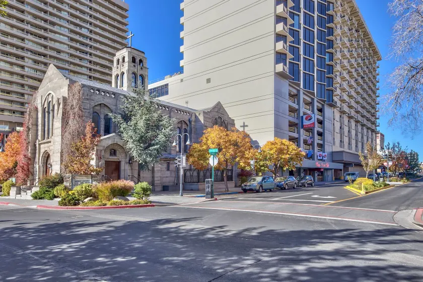 Plaza Resort Club Reno - Image 1
