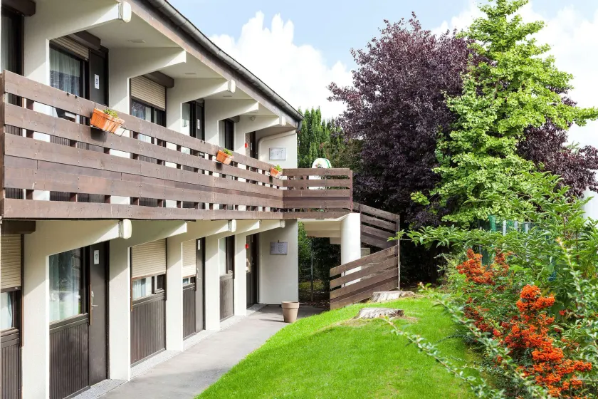 Hôtel Campanile Henin Beaumont - Noyelles-Godault - Image 1