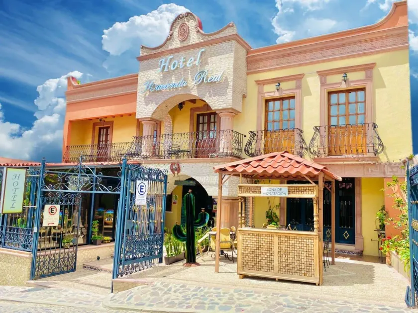 Hotel Hacienda Real - Image 1
