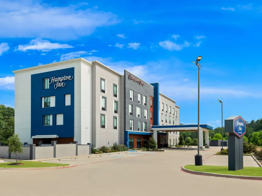Hampton Inn Longview - Image 1