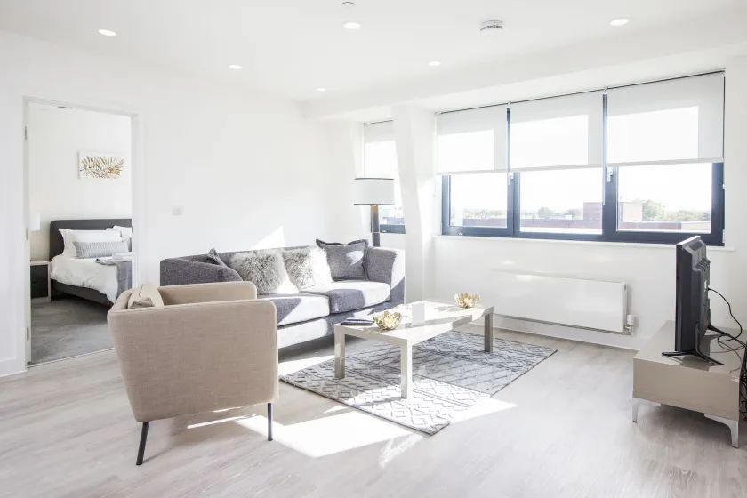 Luxury One Bedroom Serviced Apartment in the Heart of Bedford - Image 1