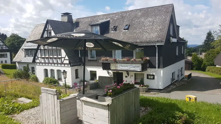 Berghotel Lenneplätze Winterberg - Image 1