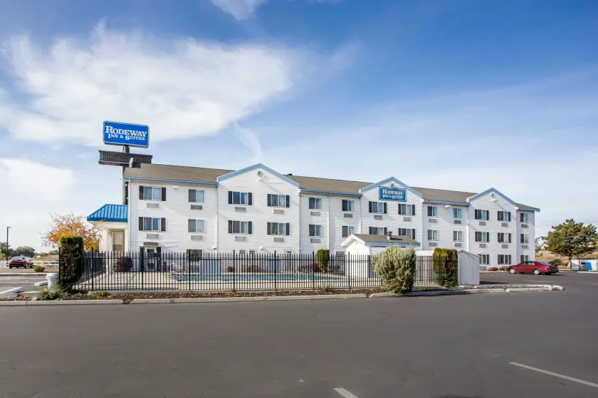 Rodeway Inn & Suites Nampa - Image 1