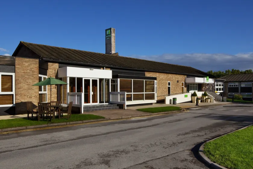 Holiday Inn Derby/Nottingham by IHG - Image 1
