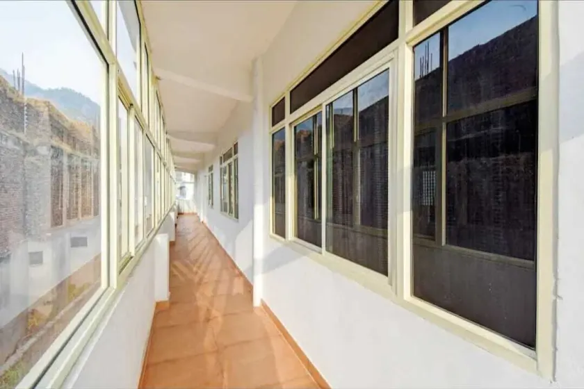 Hotel Aviral Ganga - Lobby