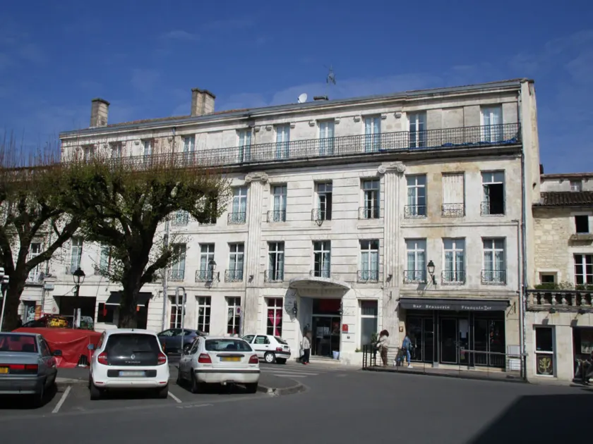 Hôtel du Palais - Image 1