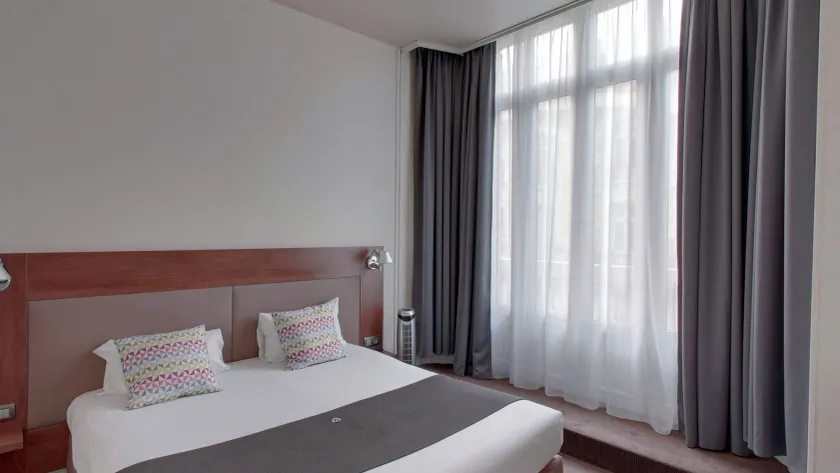 Quality Hotel Orléans Centre - Image 1