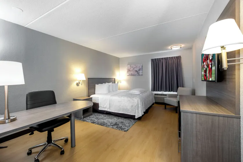 Red Roof Inn PLUS Boston - Mansfield - Foxboro - Image 1
