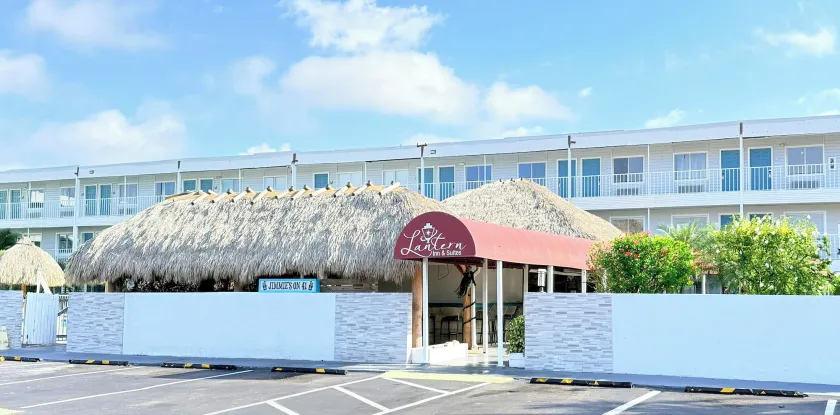 Lantern Inn & Suites - Sarasota - Image 1