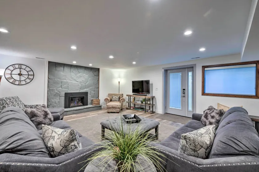 Near Snowbird & Alta Resorts: Winter Getaway - Image 1