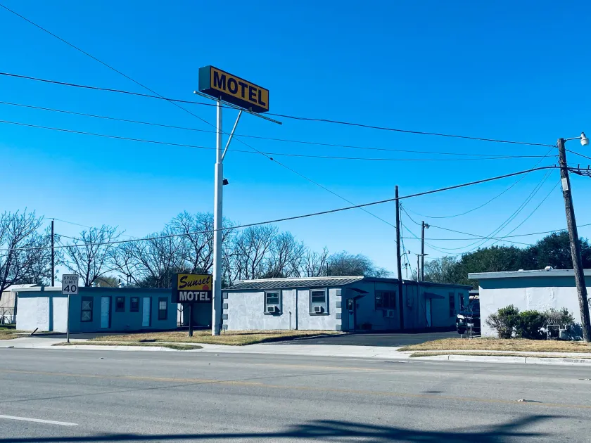Sunset Motel - Image 1