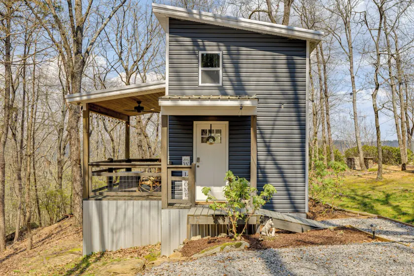 Nature Stay By Guntersville Lake! Cozy Guest Cabin - Image 1