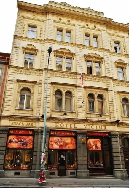 Hotel Victor - Image 1