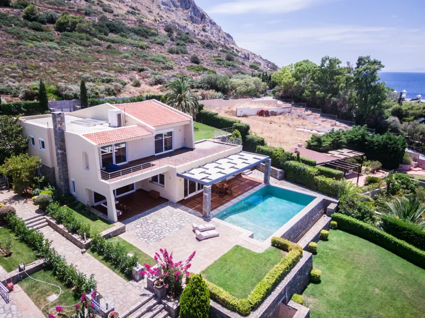 Analisa Luxury Villa - Image 1
