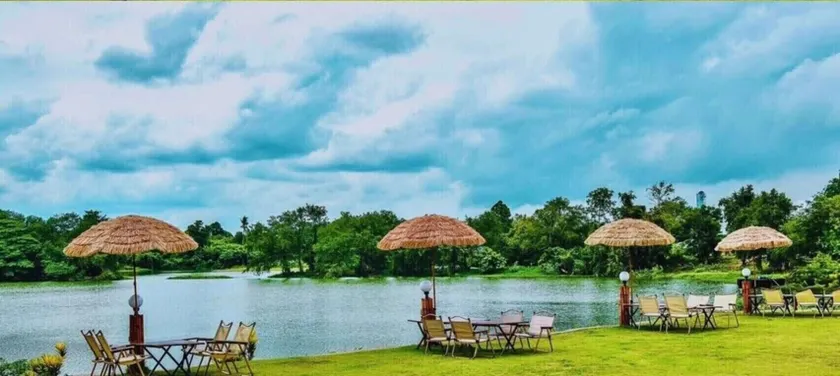 Baanrimnam Resort Lopburi - Image 1