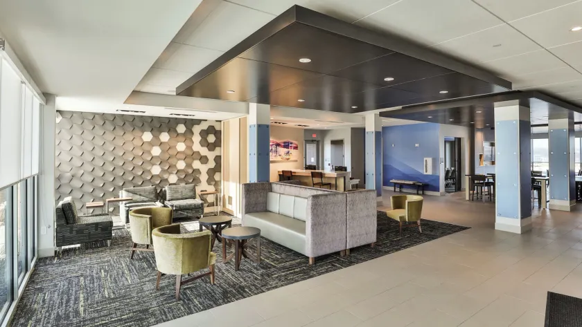 Holiday Inn Express & Suites - Nashville MetroCenter Downtown by IHG - Image 1