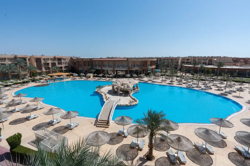 Parrotel Lagoon Waterpark Resort - Image 1