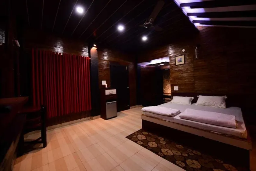 Scorpio Clubs & Resorts - Image 1