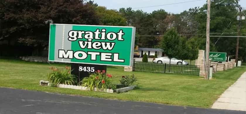 Gratiot View Motel - Image 1
