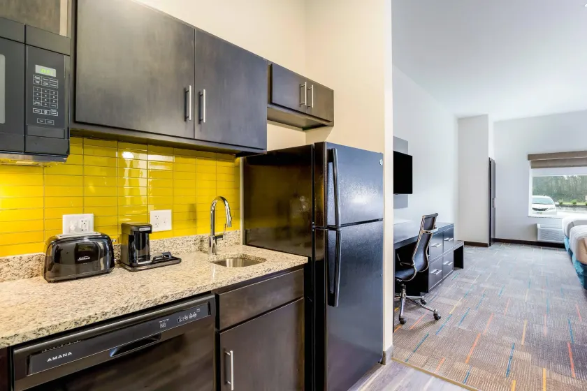 MainStay Suites Winfield - Teays Valley - Image 1