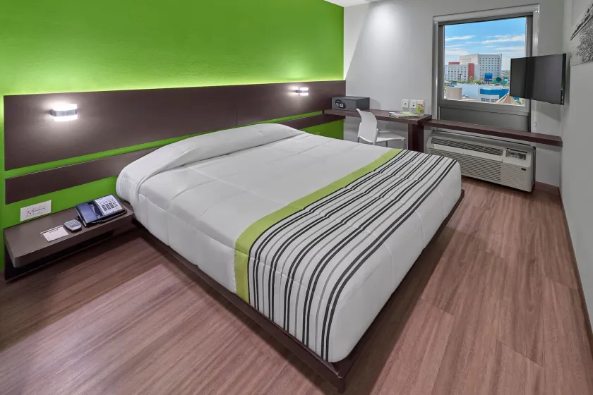 City Express Junior by Marriott Juarez Consulado - Image 1